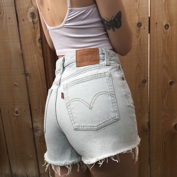 Levi's Pants - Levi’s Wedgie Light Wash Shorts! A MUST HAVE!